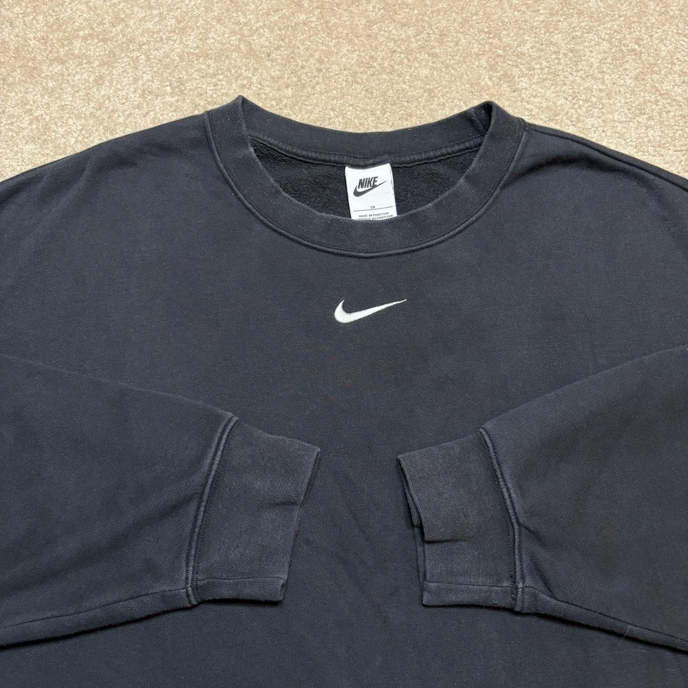 Nike Center Swoosh Sweatshirt Womens 2X Black Crewneck Fleece Embroidered Casual